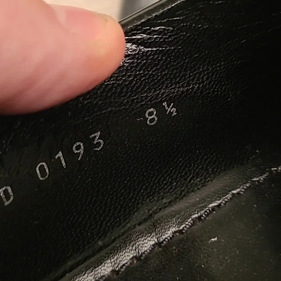 LOUIS VUITTON Black Leather Sz 8.5 Lace Up Derby Mens Dress Shoes‎